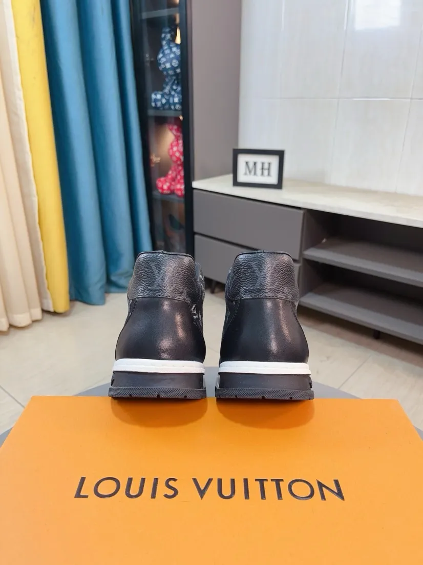 Men's shoes💰420🌹🌹[LV] The latest masterpiece of high-top men's shoes: the upper is made of first-layer cowhide imported from Italy with special materials➕full genuine leather lining🔥, making walking more convenient and comfortable! Exclusive new style, stunning work [color]! Create a fashionable personality to set off your uniqueness! A must-have for trendy men! Classic🔥Number: 38-44